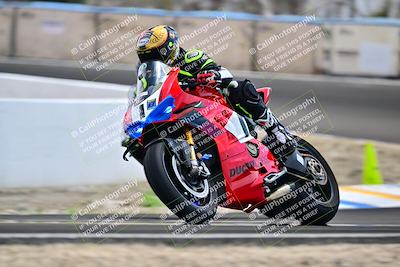 media/Apr-18-2025-TrackDaz (Fri) [[45f5874c44]]/B Group/Session 4 (Turn 6 - Outside)/